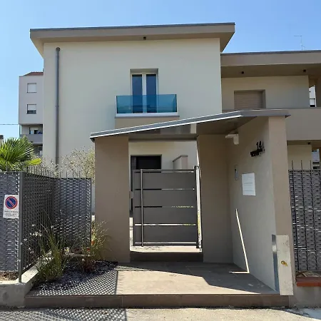 Alfieri3 - Netflix-parking-supermarket-centro Apartament *