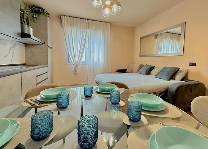 Alfieri3 - Netflix-parking-supermarket-centro *